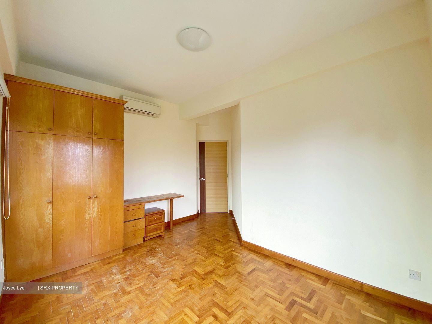 The Riverside Piazza (D1), Apartment #374163891